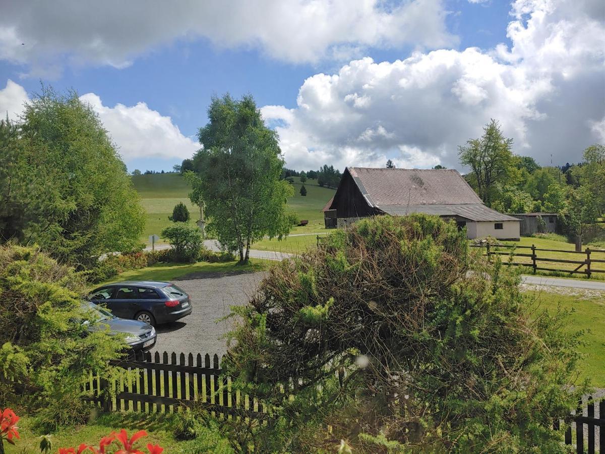 Osmelakowa Dolina Villa Spalona Exteriör bild